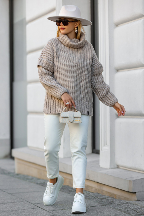 Sweter oversize z golfem Rosso Beż