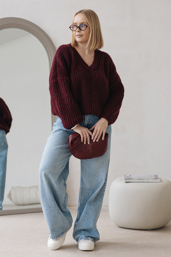 Sweter z dekoltem w serek Isabella Burgund 1