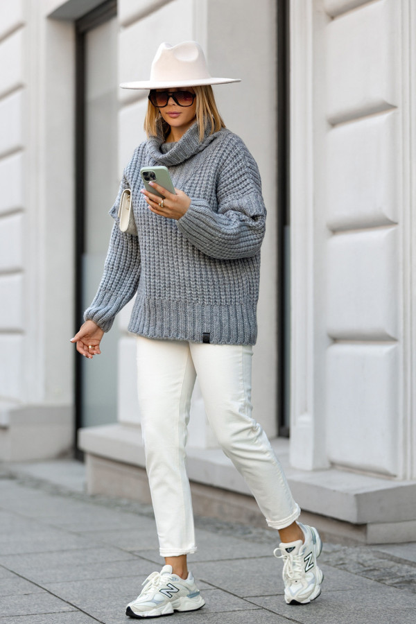 Sweter oversize z golfem Rosso Ciemne Szary 1
