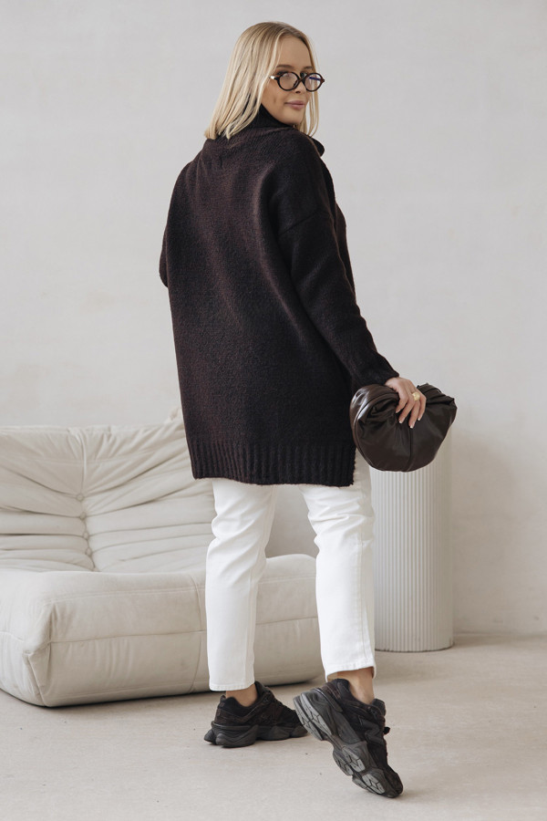 Sweter oversize golfem Anna Czekolada 3
